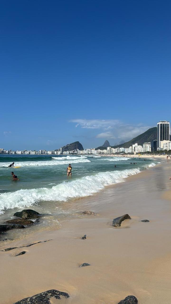 2 Quartos, 1 Quadra Da Praia, Ar Condicionado * Rio de Janeiro